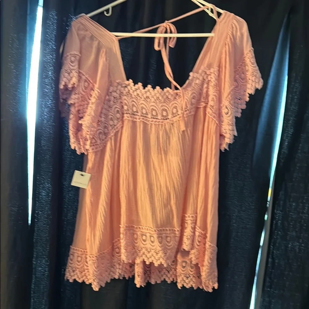 Pink Flutter Sleeve Ruffled Blouse - Picture 6 of 7